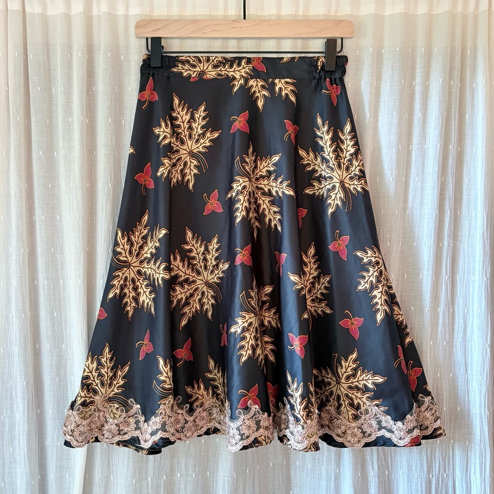 Elegant Black and Gold Floral Skirt
